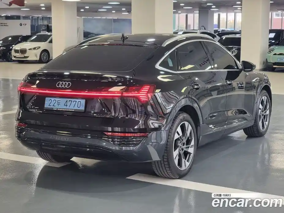 Audi Q8 e-tron 2024 0.3 Автомат в Москве № 230311, фото 4