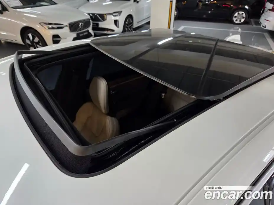 Volvo S90 2026 2.0 Автомат в Москве № 230719, фото 19