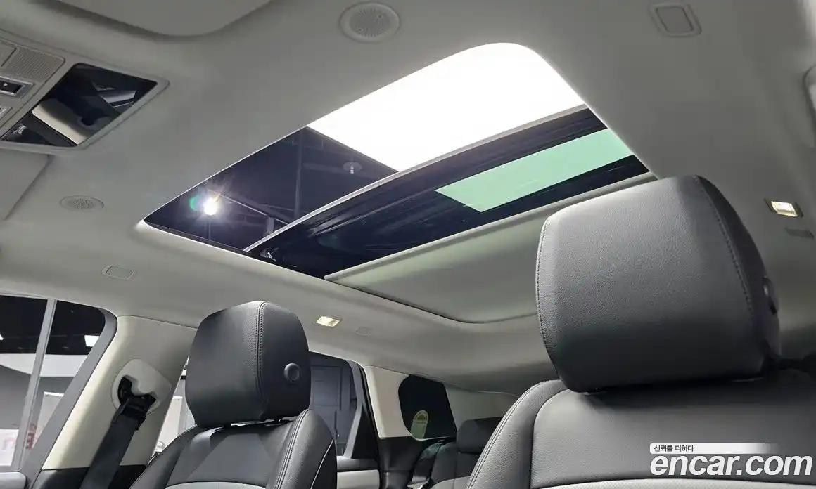 Land Rover Range-Rover Evoque 2024 2.0 Автомат в Москве № 231126, фото 18