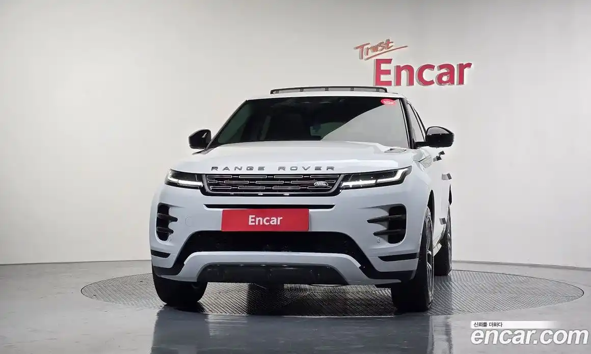 Land Rover Range-Rover Evoque 2024 2.0 Автомат в Москве № 231126, фото 2