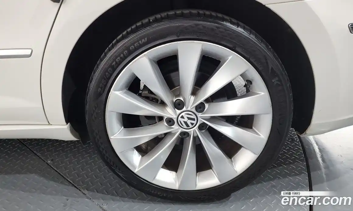 Volkswagen CC 2015 2.0 Автомат в Москве № 232186, фото 16