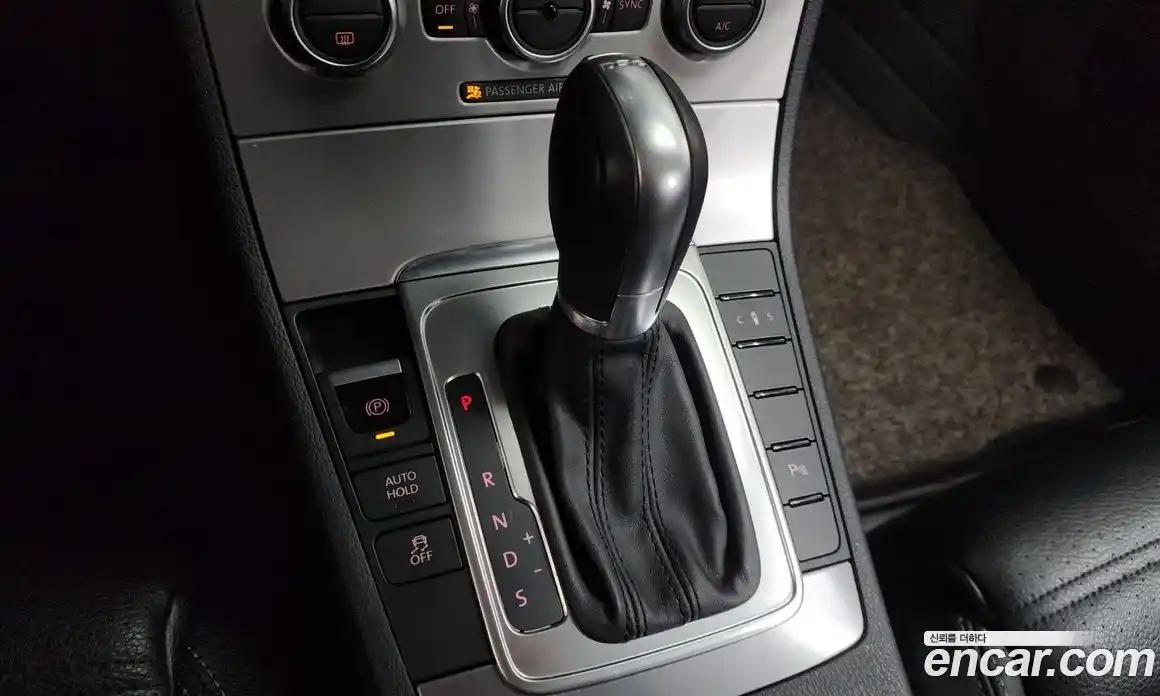 Volkswagen CC 2015 2.0 Автомат в Москве № 232186, фото 20