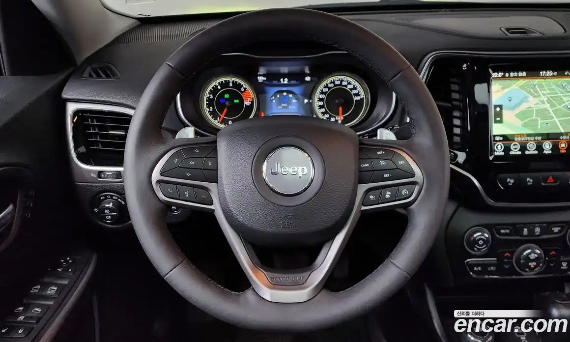 Jeep Cherokee 2022 2.4 Автомат в Москве № 232312, фото 13