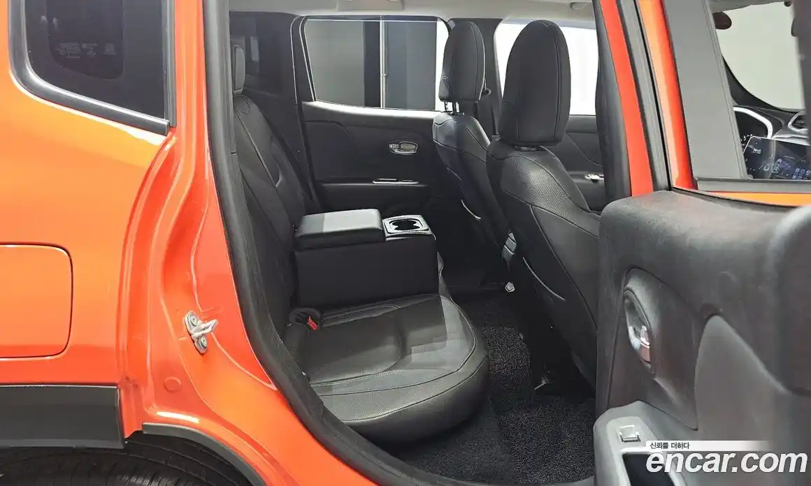 Jeep Renegade 2020 1.6 Автомат в Москве № 232407, фото 12