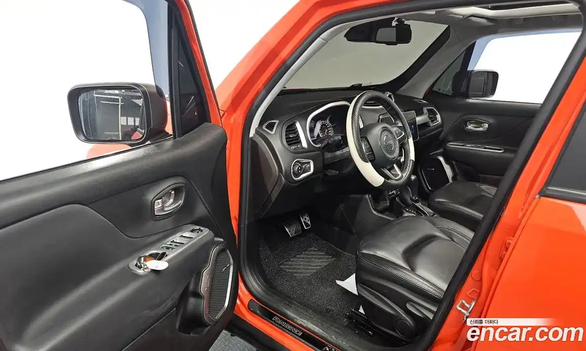 Jeep Renegade 2020 1.6 Автомат в Москве № 232407, фото 10