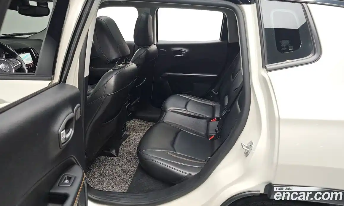 Jeep Compass 2018 2.4 Автомат в Москве № 232445, фото 11