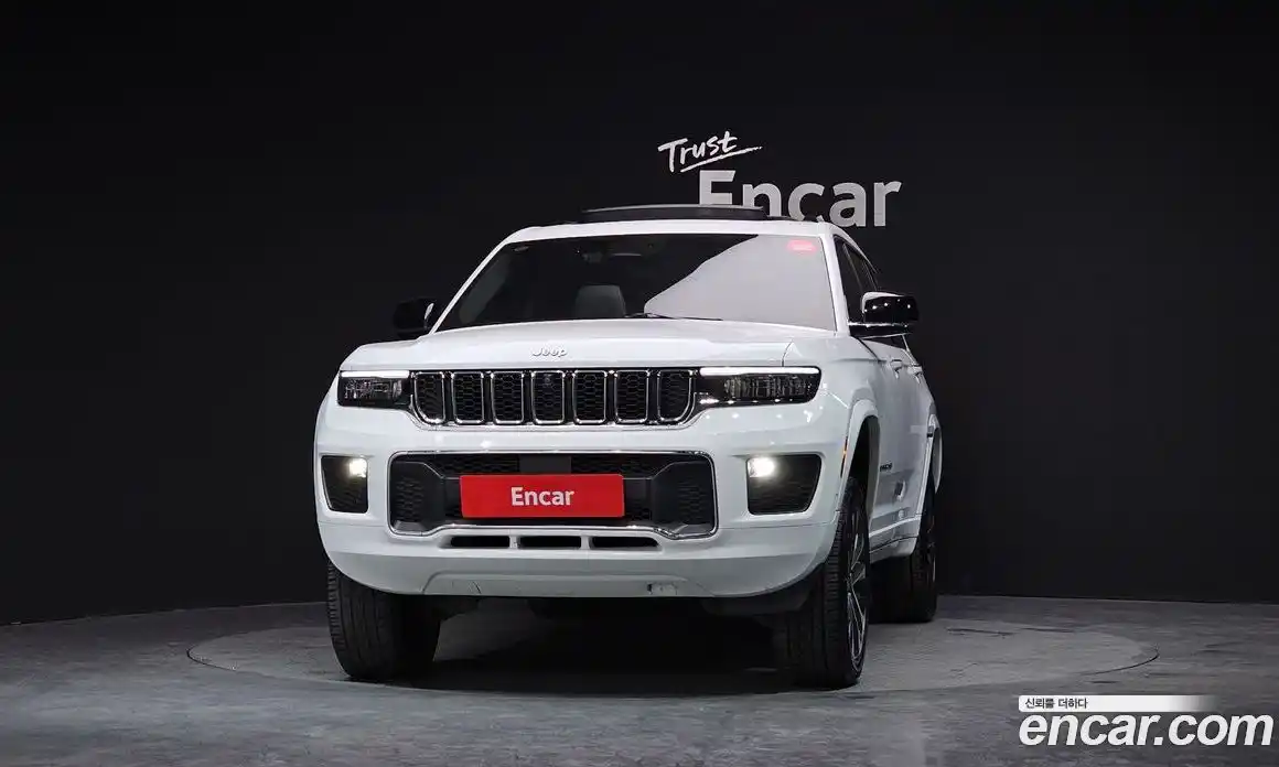 Jeep Cherokee 2021 3.6 Автомат в Москве № 232512, фото 13