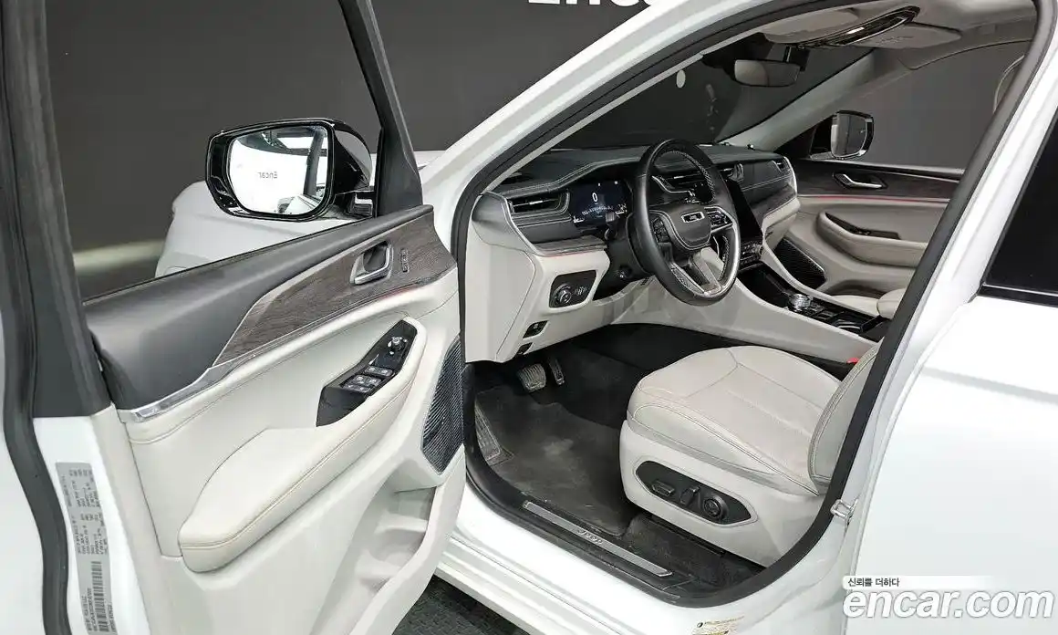 Jeep Cherokee 2021 3.6 Автомат в Москве № 232512, фото 19