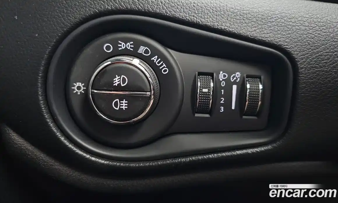 Jeep Renegade 2021 2.4 Автомат в Москве № 232633, фото 14