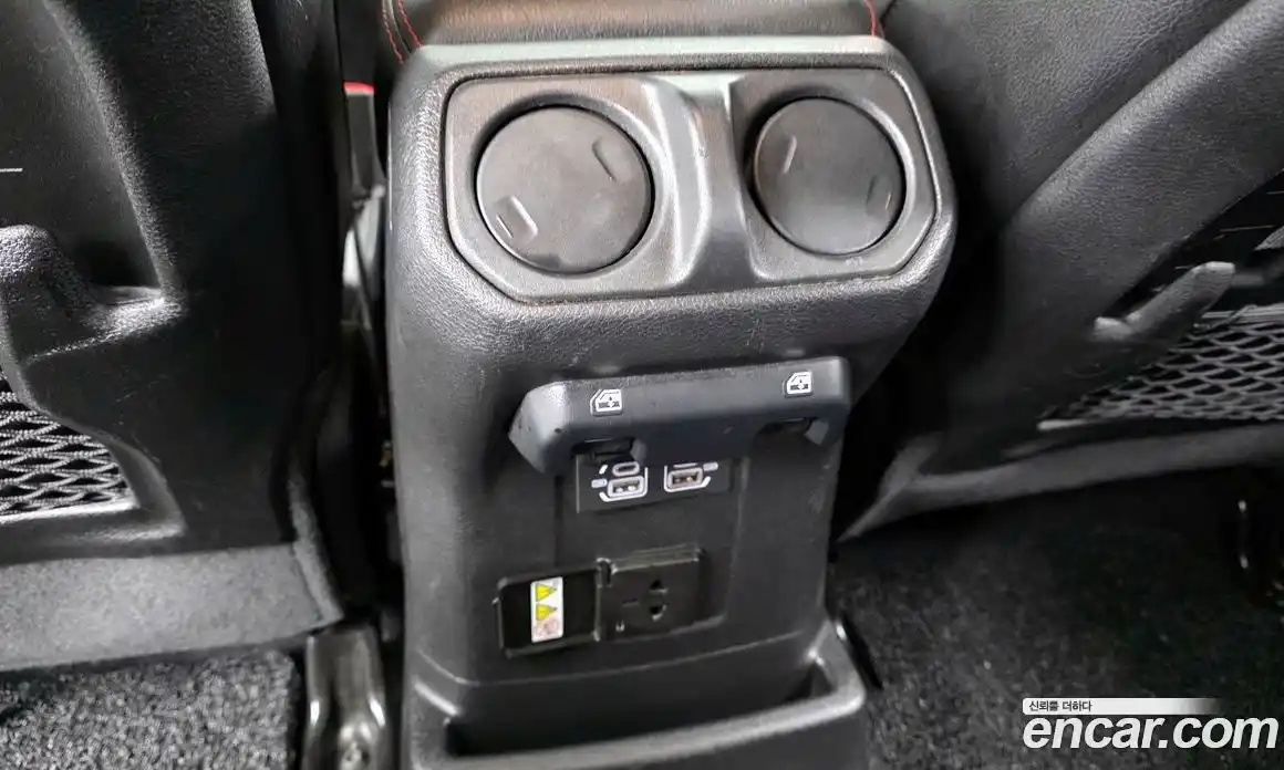 Jeep Wrangler 2022 2.0 Автомат в Москве № 232646, фото 19