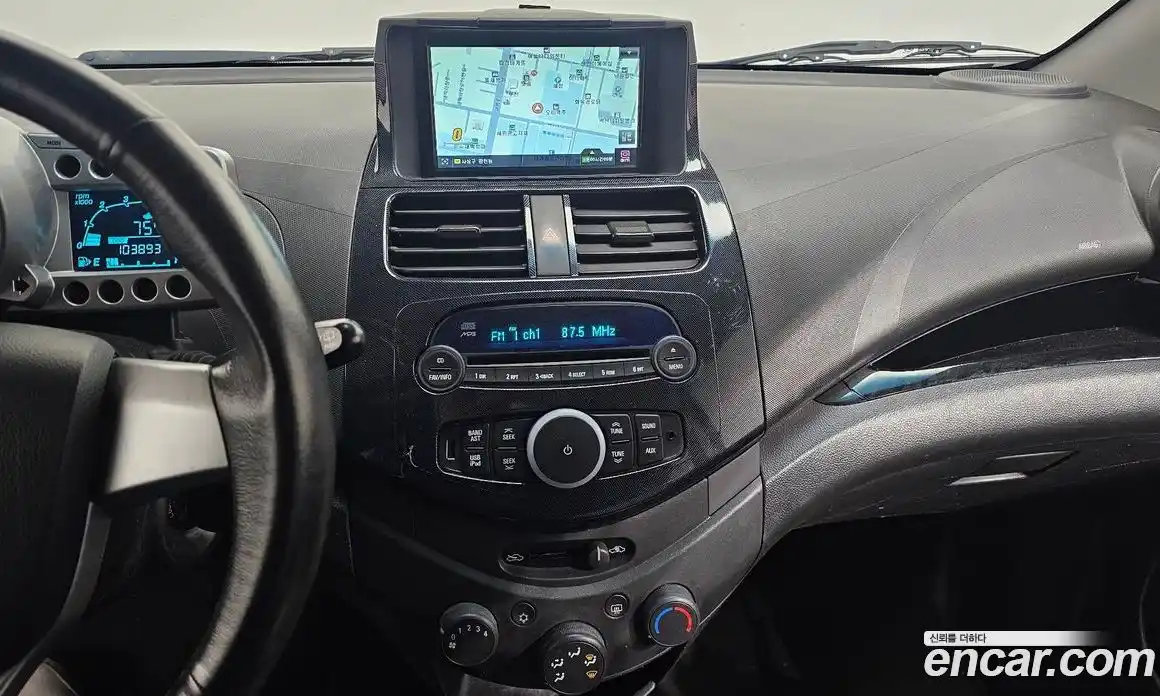 Chevrolet Spark 2012 1.0 Автомат в Москве № 239475, фото 11