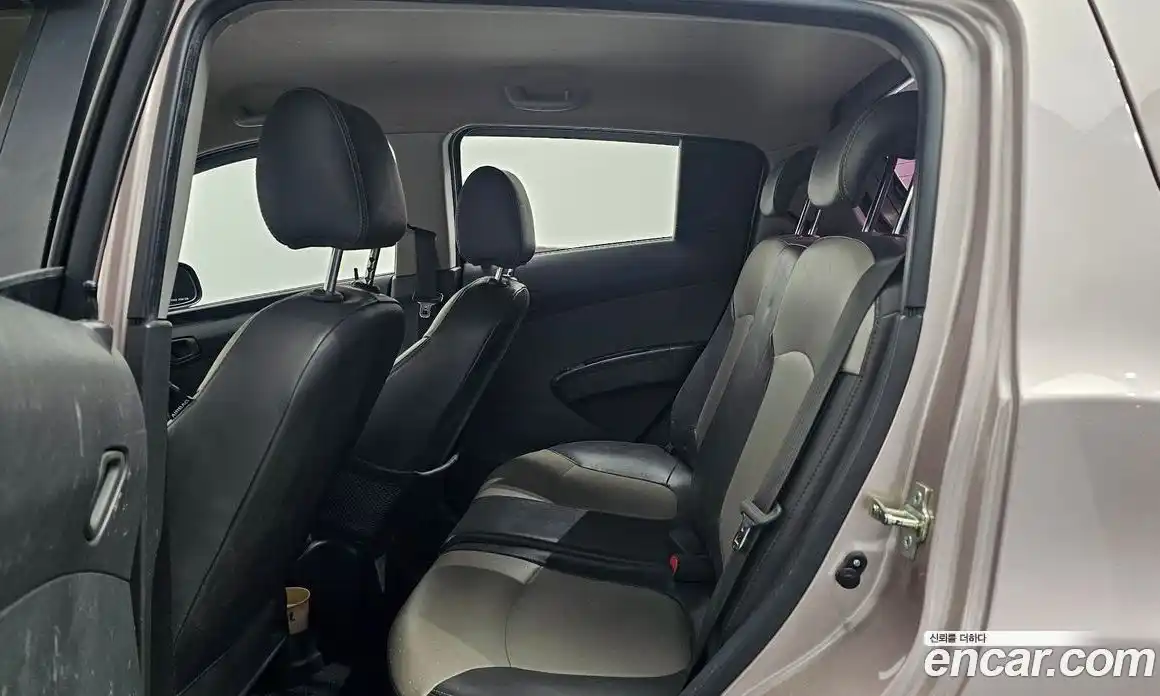 Chevrolet Spark 2012 1.0 Автомат в Москве № 239475, фото 10