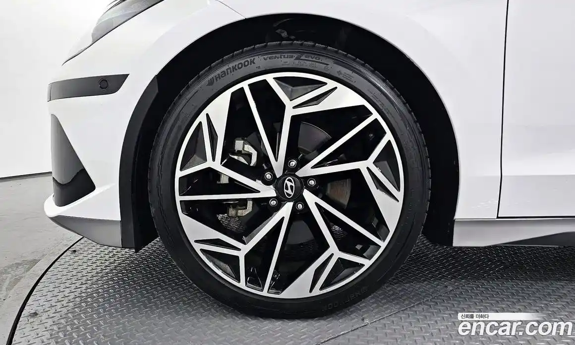 Hyundai Ioniq 6 2024 0.1 Автомат в Москве № 243288, фото 20