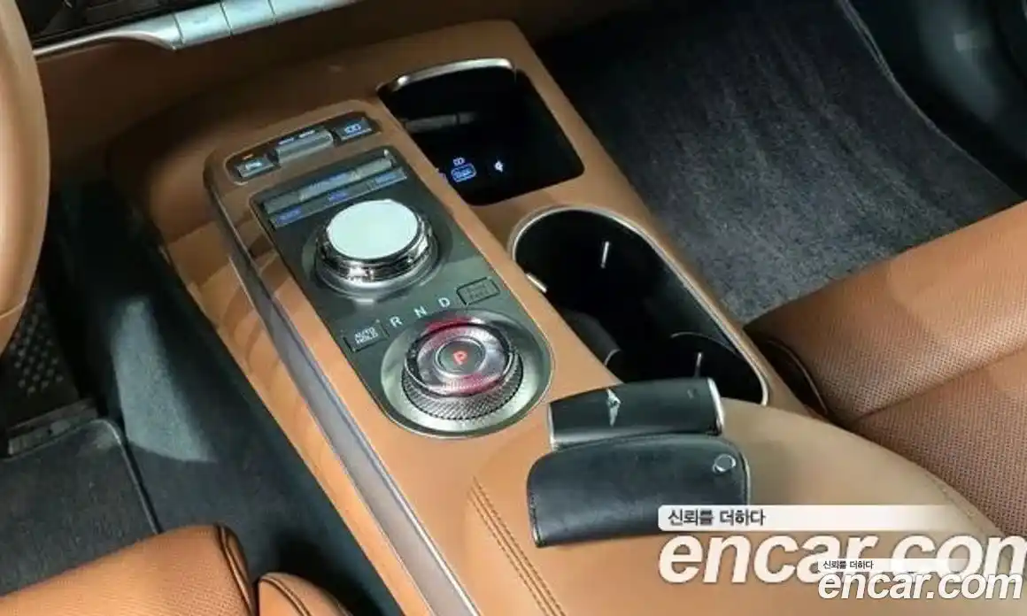 Genesis GV70 2024 2.5 Автомат в Москве № 24350, фото 18