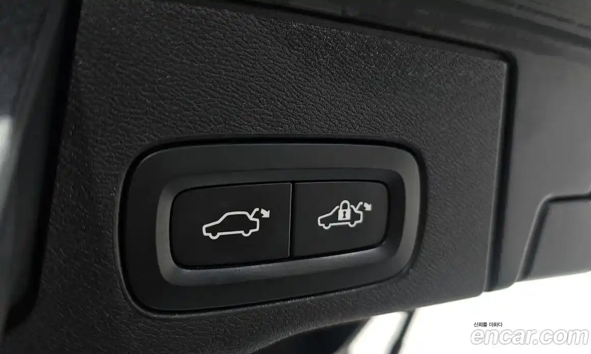 Volvo XC60 2021 2.0 Автомат в Москве № 251100, фото 16