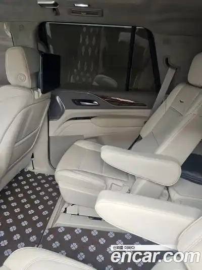 Cadillac Escalade 2023 6.2 Автомат в Москве № 256383, миниатюра 11