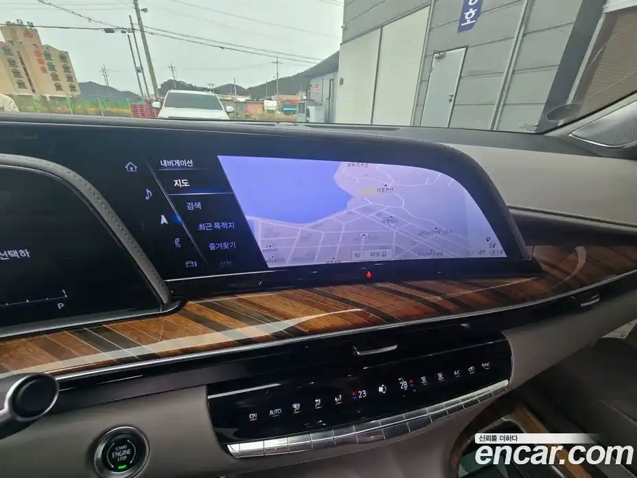 Cadillac Escalade 2023 6.2 Автомат в Москве № 256383, фото 19