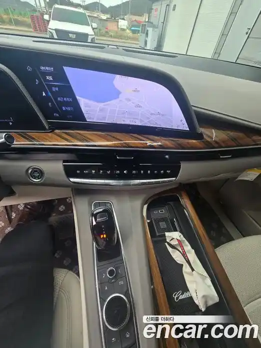Cadillac Escalade 2023 6.2 Автомат в Москве № 256383, фото 20