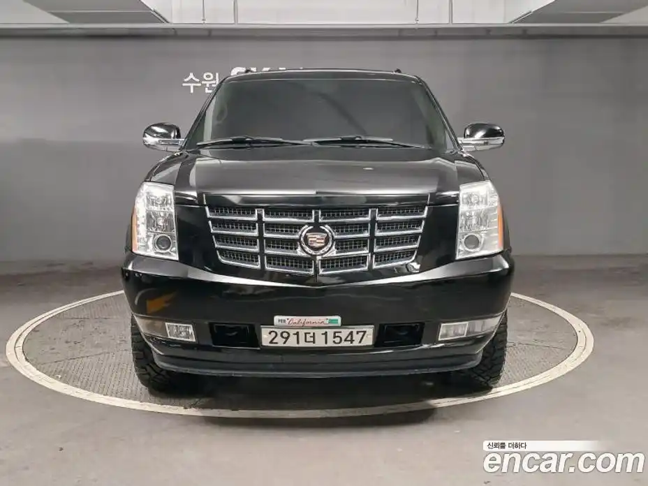 Cadillac Escalade 2011 6.2 Автомат в Москве № 256557, фото 1