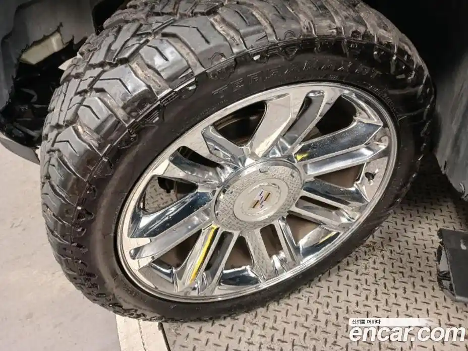 Cadillac Escalade 2011 6.2 Автомат в Москве № 256557, фото 20