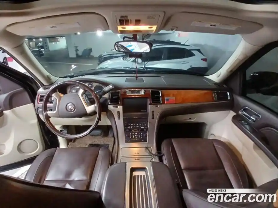 Cadillac Escalade 2011 6.2 Автомат в Москве № 256557, фото 6