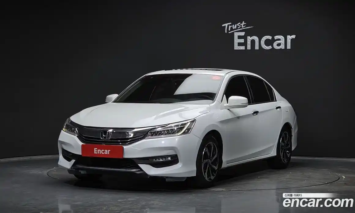 Honda Accord 2017 2.4 Автомат в Москве № 258866, фото 5