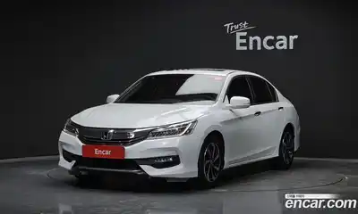 Honda Accord 2017 2.4 Автомат в Москве № 258866, миниатюра 5
