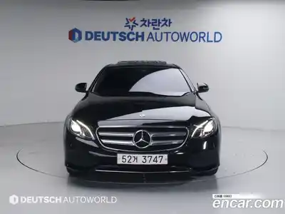 Mercedes-Benz E-Class 2018 2.0 Автомат в Москве № 264253, миниатюра 3
