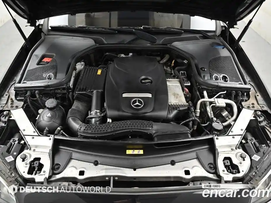 Mercedes-Benz E-Class 2018 2.0 Автомат в Москве № 264253, фото 6