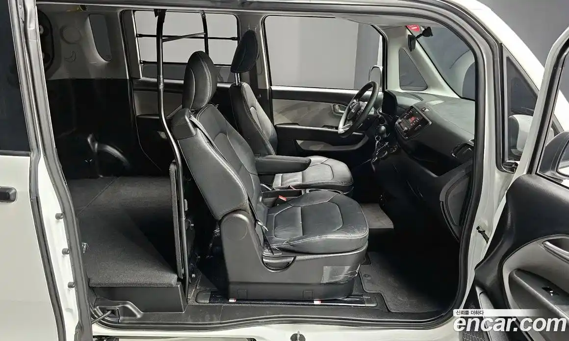 Kia Ray 2023 1.0 Автомат в Москве № 265571, фото 10