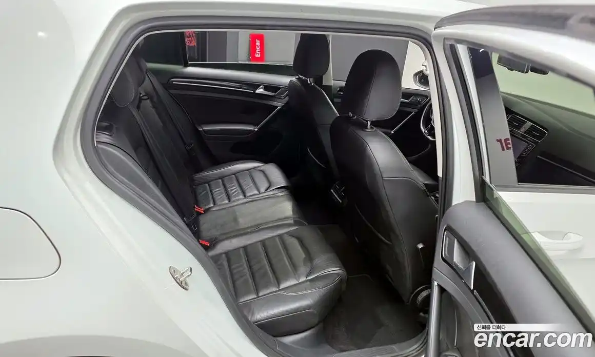 Volkswagen Golf 2015 2.0 Автомат в Москве № 277070, фото 16