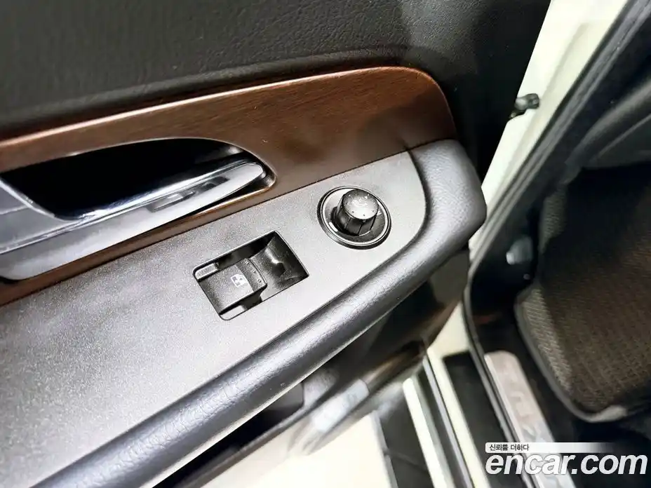 SsangYong Rexton 2014 2.0 Автомат в Москве № 28661, фото 18