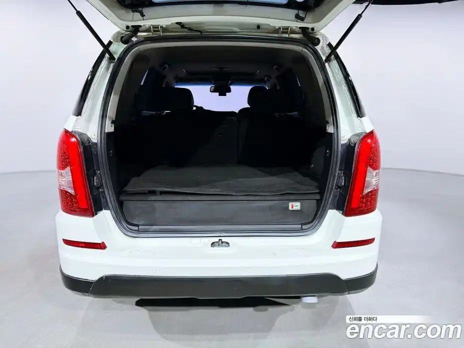 SsangYong Rexton 2014 2.0 Автомат в Москве № 28661, фото 19