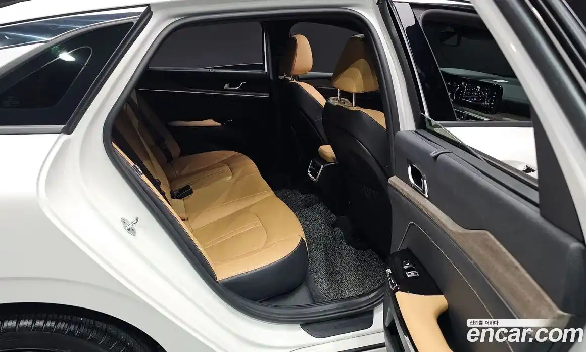 Kia K5 2023 2.0 Автомат в Москве № 287866, фото 15