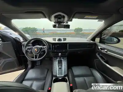 Porsche Macan 2019 2.0 Автомат в Москве № 294113, миниатюра 2