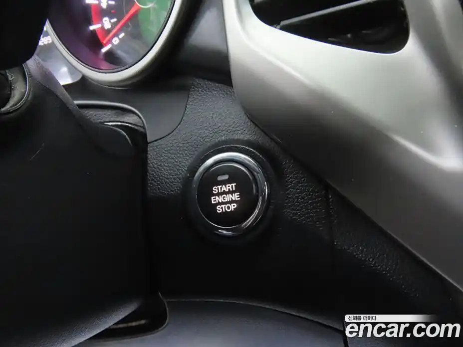 SsangYong TIBOLI 2016 1.6 Автомат в Москве № 29746, фото 13