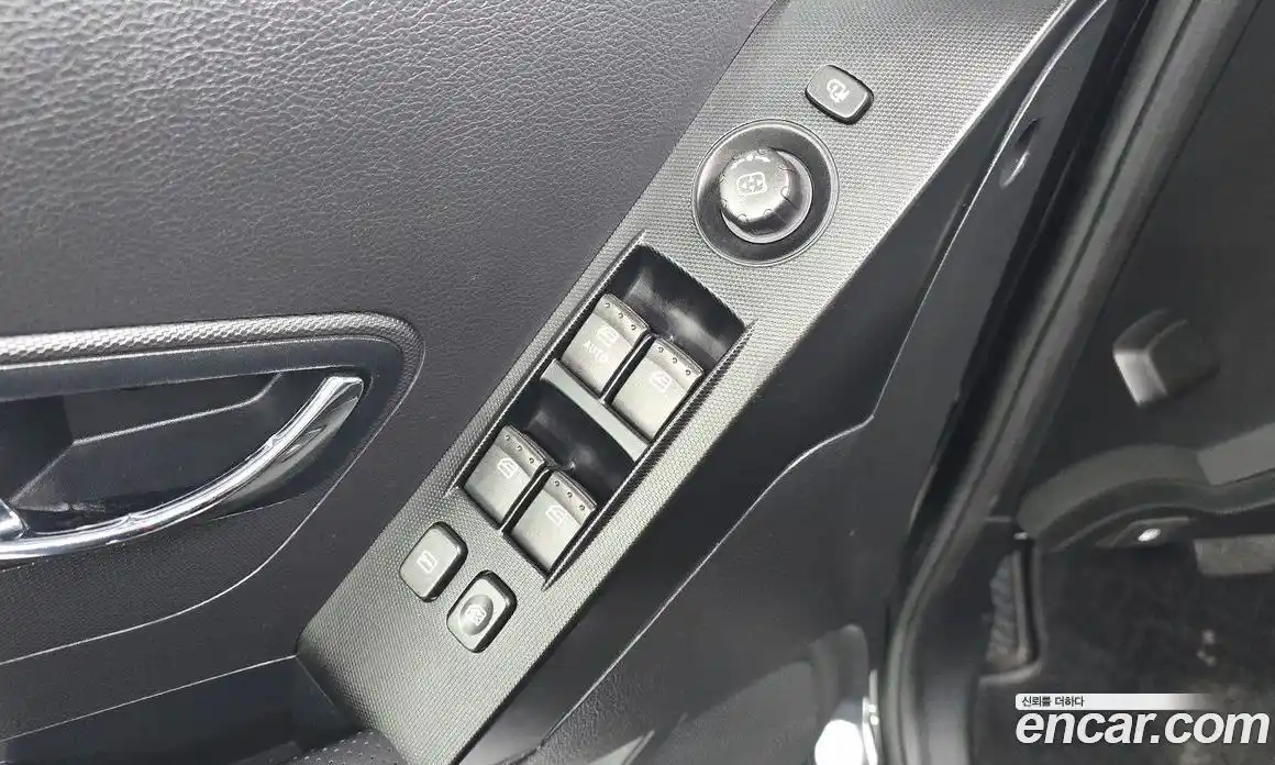 SsangYong Korando 2012 2.0 Автомат в Москве № 30798, фото 3