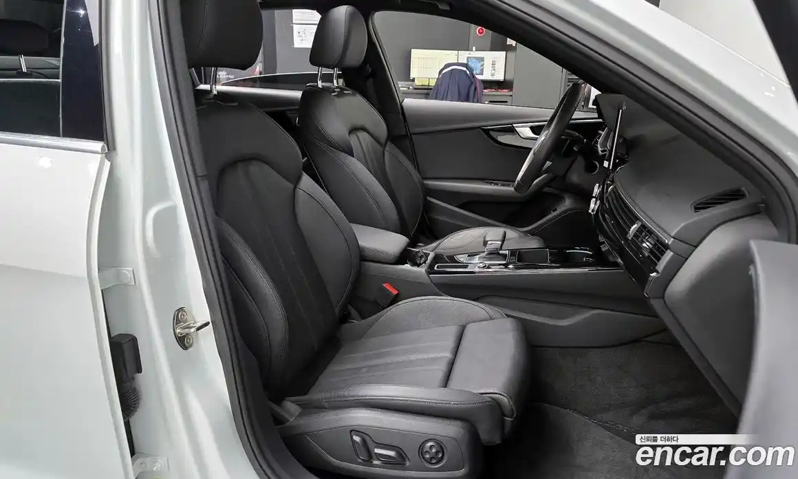 Audi A4 2021 2.0 Автомат в Москве № 311847, фото 20