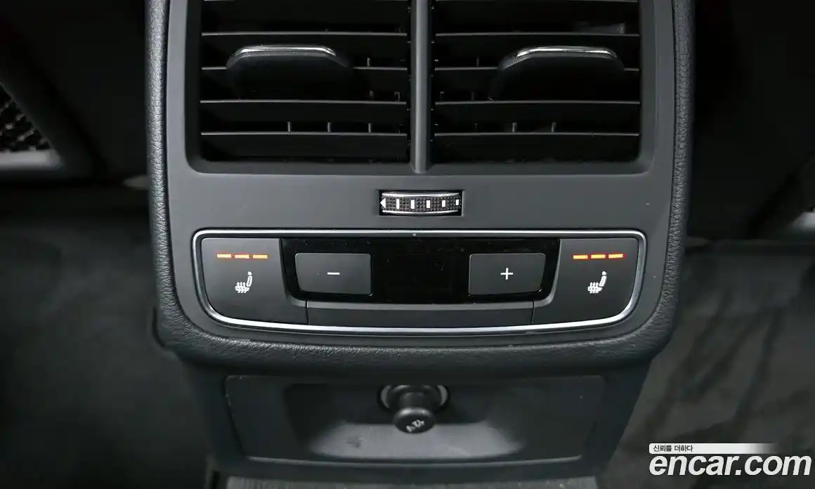 Audi A4 2021 2.0 Автомат в Москве № 311847, фото 4