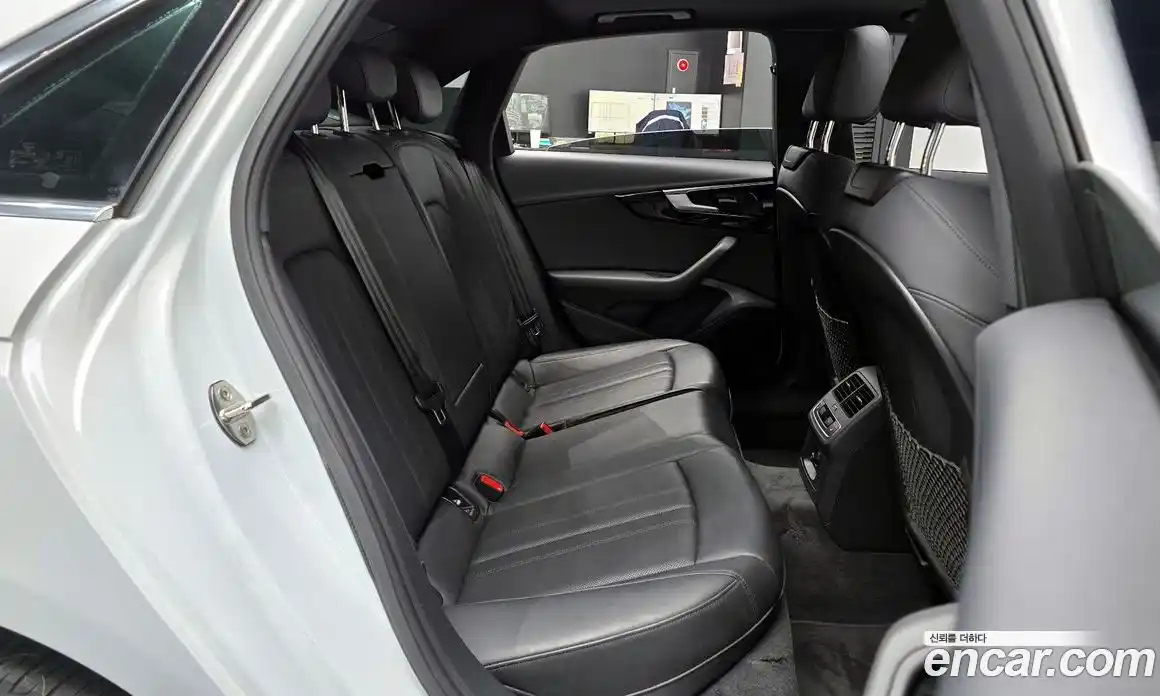 Audi A4 2021 2.0 Автомат в Москве № 311847, фото 9