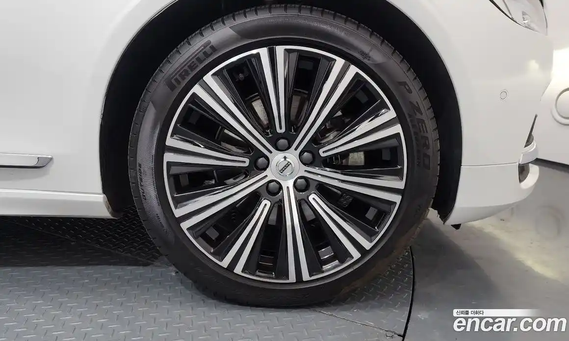 Volvo S90 2023 2.0 Автомат в Москве № 312466, фото 3