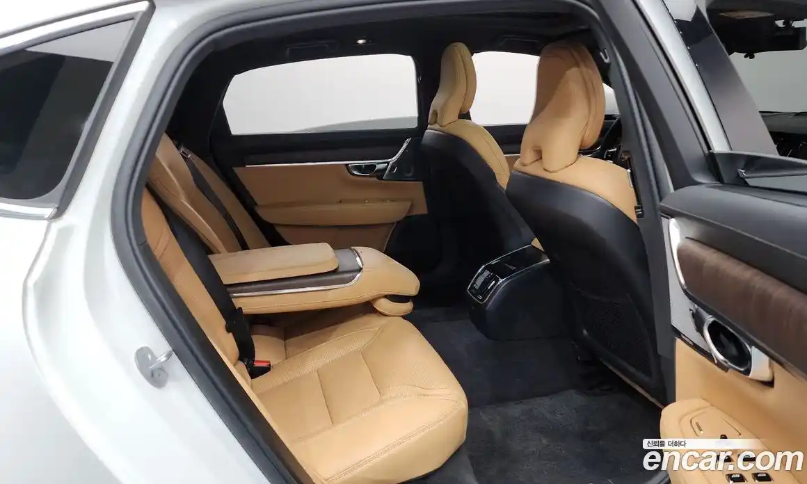 Volvo S90 2023 2.0 Автомат в Москве № 312466, фото 9