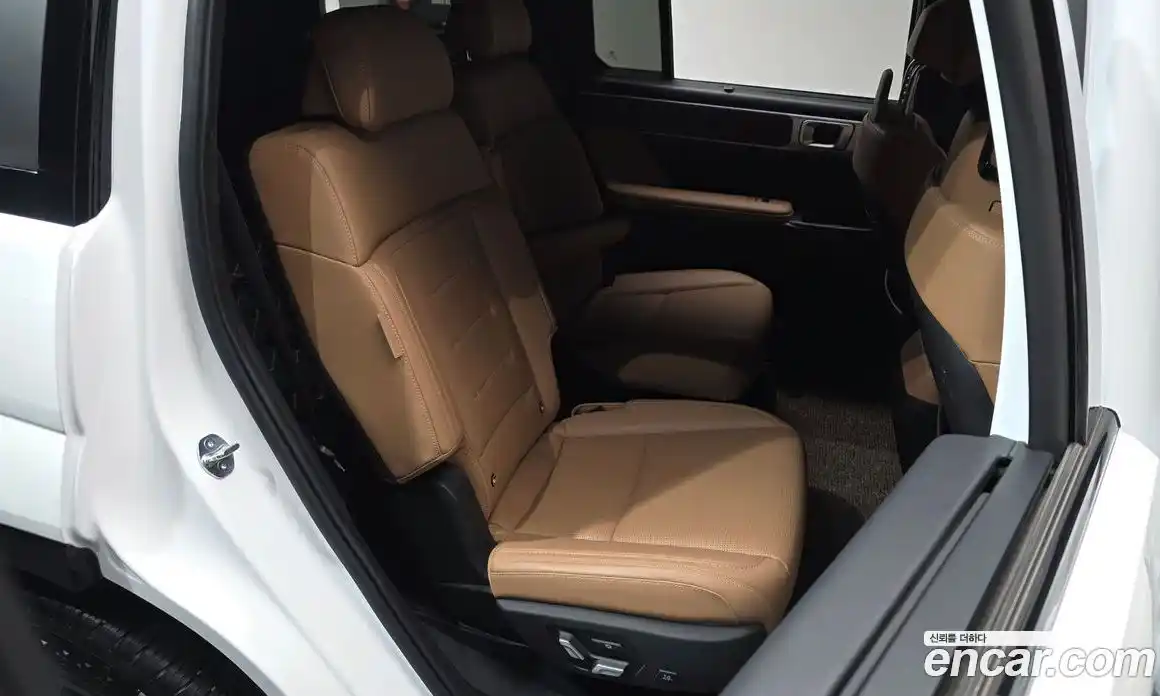 Hyundai Santa Fe 2024 1.6 Автомат в Москве № 335495, фото 14