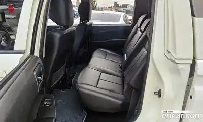 SsangYong Korando 2016 2.0 Автомат в Москве № 33655, миниатюра 3