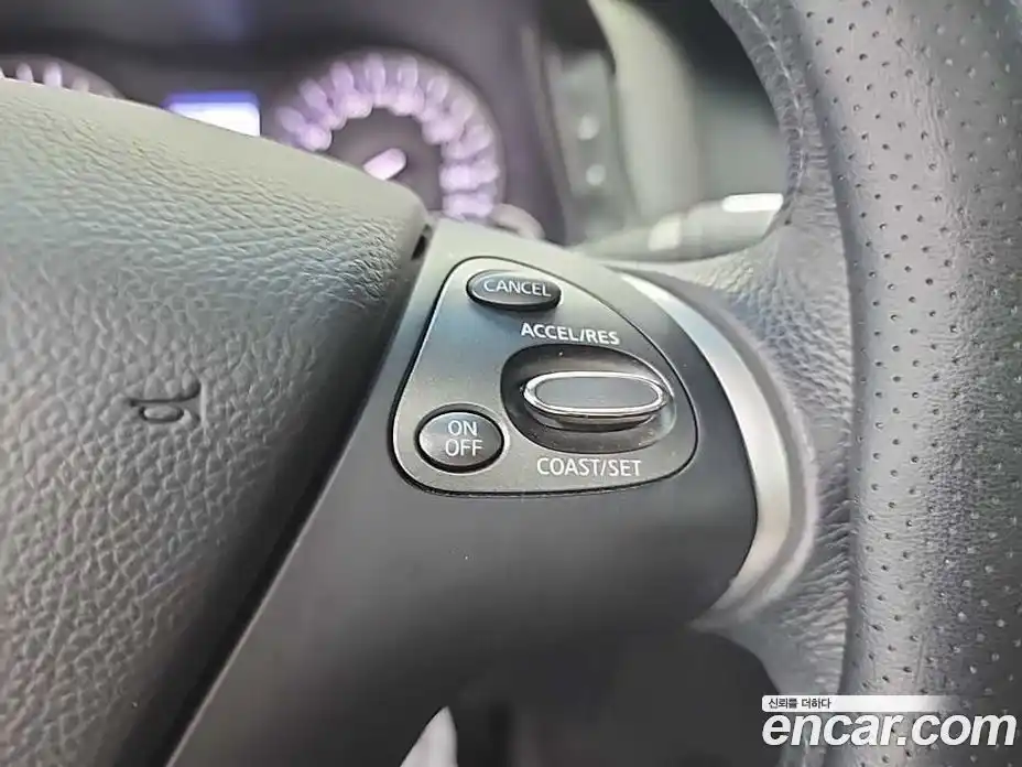 Infiniti M 2011 3.7 Автомат в Москве № 336599, фото 19