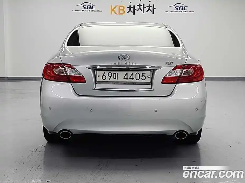 Infiniti M 2011 3.7 Автомат в Москве № 336599, фото 3