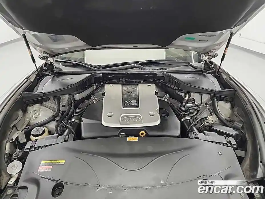 Infiniti M 2011 3.7 Автомат в Москве № 336599, фото 5