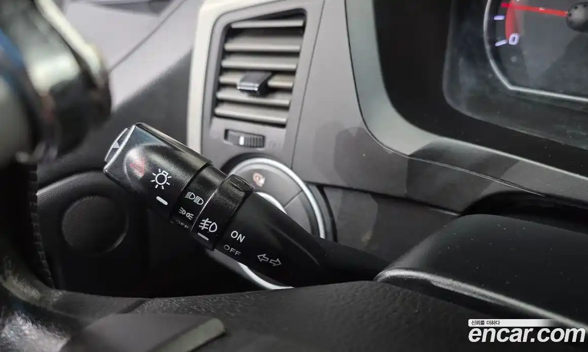 SsangYong Korando 2014 2.0 Механическая в Москве № 34041, фото 17