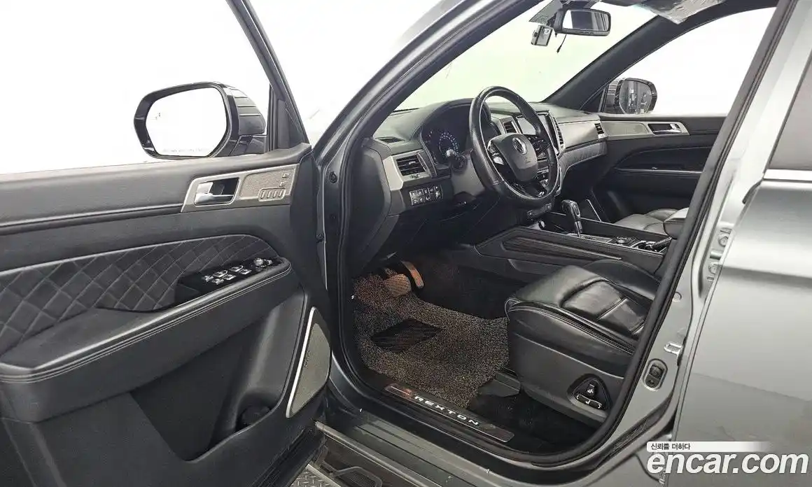 SsangYong Rexton 2018 2.2 Автомат в Москве № 34919, фото 10