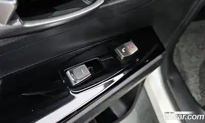 SsangYong Korando 2021 1.5 Автомат в Москве № 35054, миниатюра 8